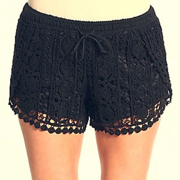 RD Style Pants - Black Lace shorts with drawstring waist NWT